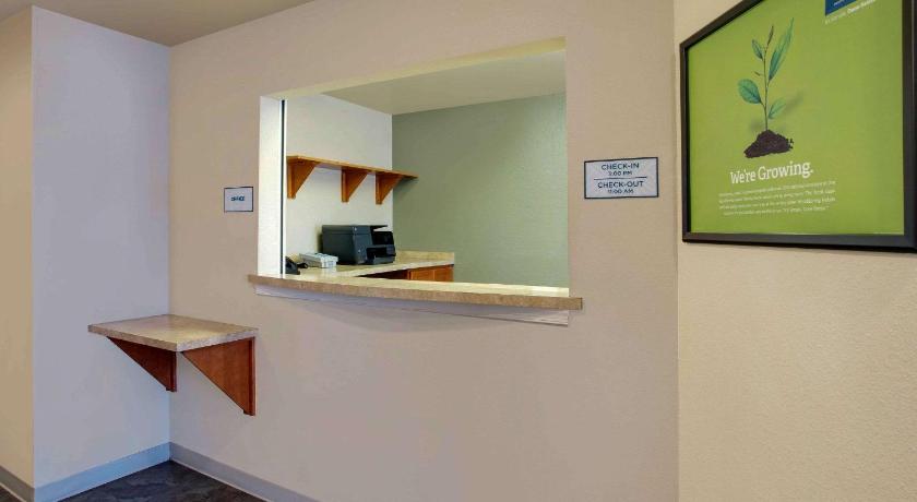 WoodSpring Suites Washington DC Andrews AFB photo