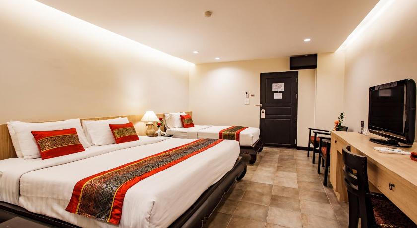 Image of Deluxe Triple Room 4