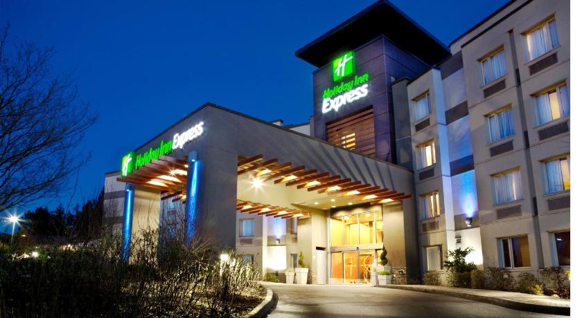 Holiday Inn Express-Langley photo