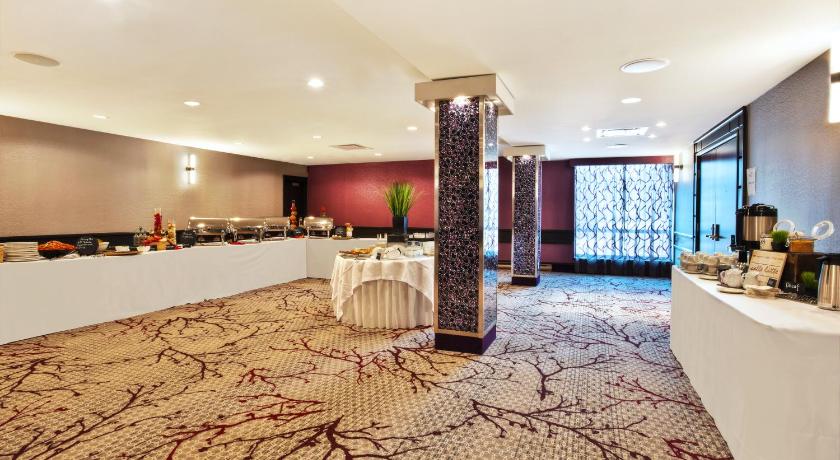 Crowne Plaza Kitchener-Waterloo