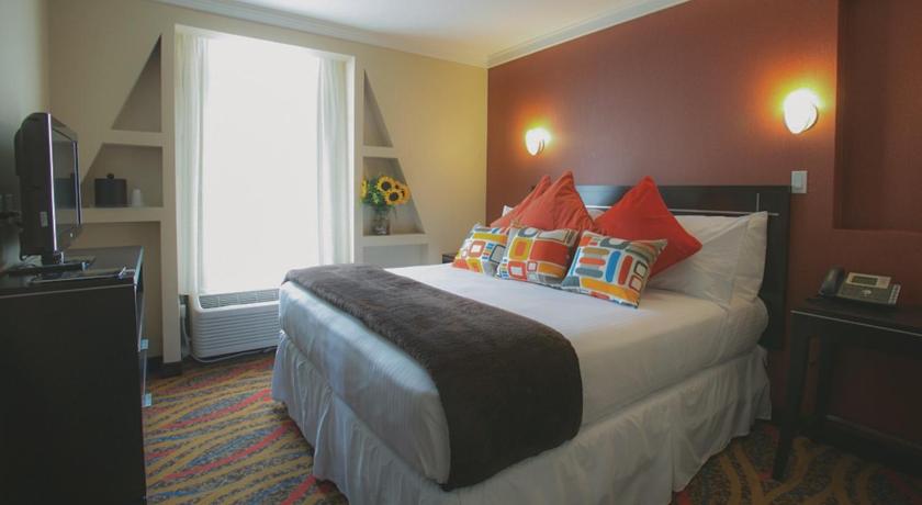 Image of Standard King Room 1