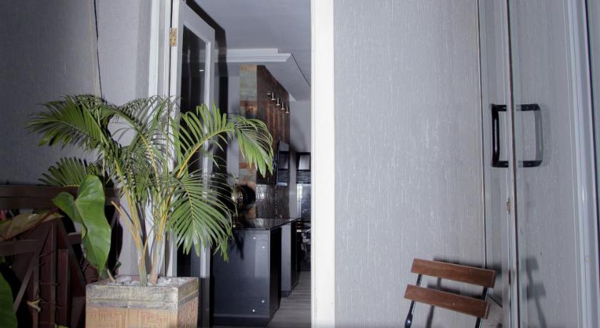 The Avery Apartments, Dzorwulu photo