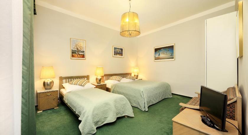 Image of Suite (4 Adults) 7