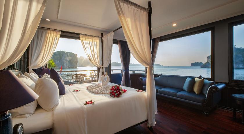 Rosy Cruises — Hotel in Hạ Long