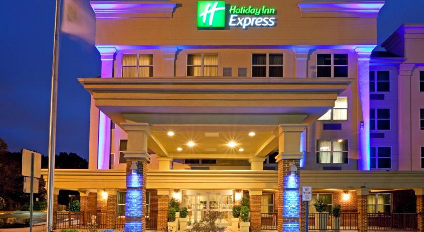 Holiday Inn Express Woodbridge