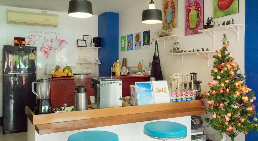 C.samui guesthouse - image 6