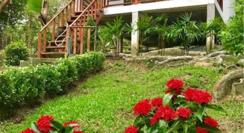 Chareena Garden Beach Resort photo