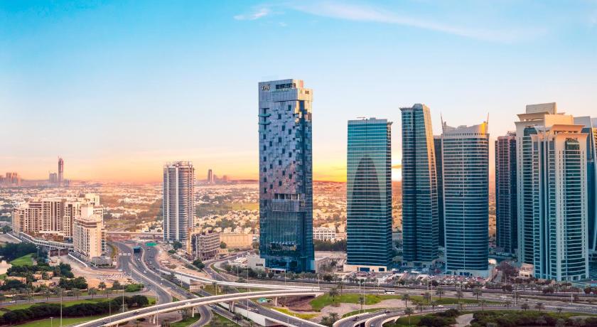 Taj Jumeirah Lakes Towers — Hotel in Dubai