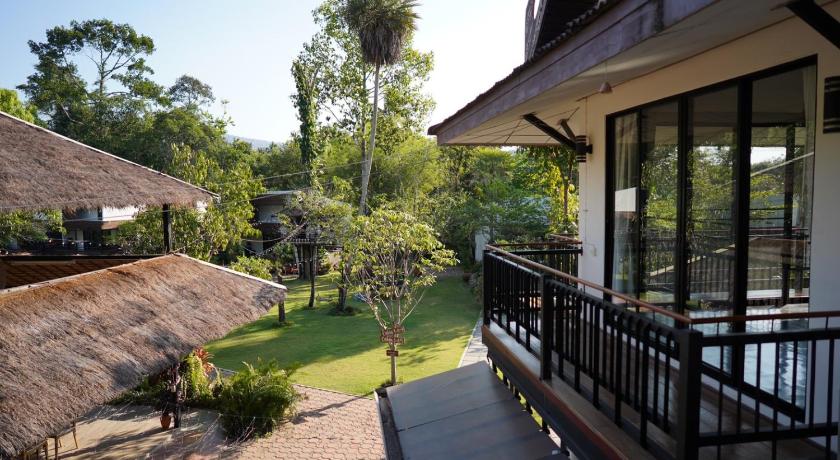 รูปของบิ๊ก เฮาส์ (Big House) 9