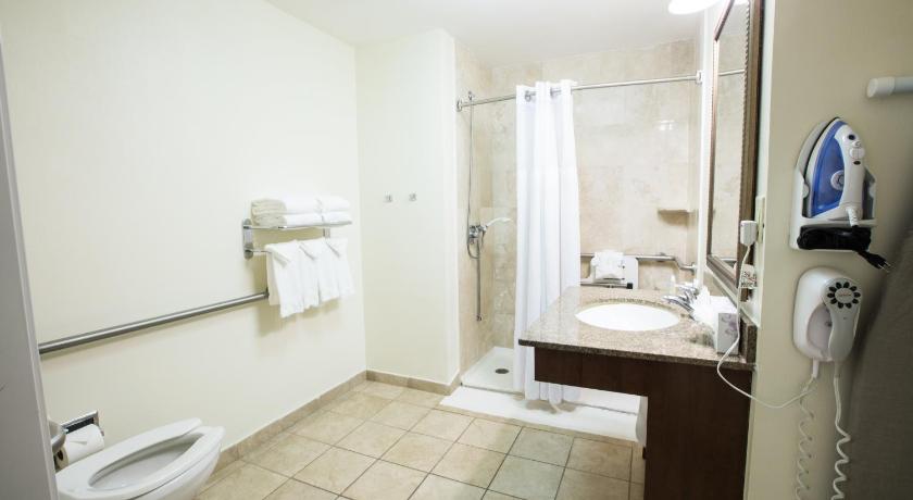 Staybridge Suites Austin Airport