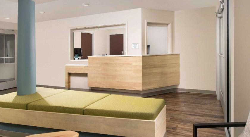 WoodSpring Suites South Plainfield photo