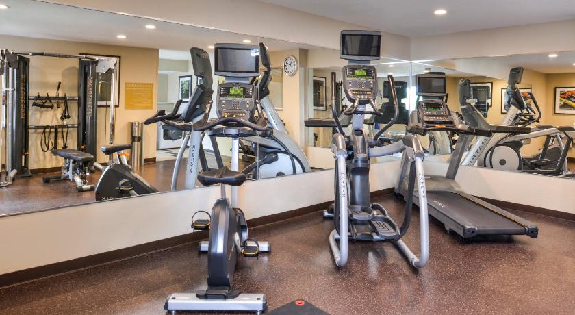 Candlewood Suites Beaumont Hotel photo