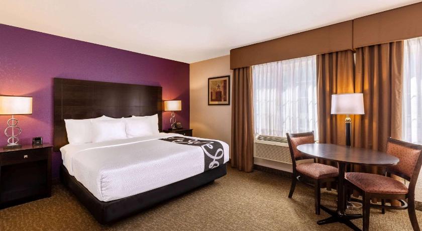 La Quinta Inn & Suites by Wyndham Spokane Valley