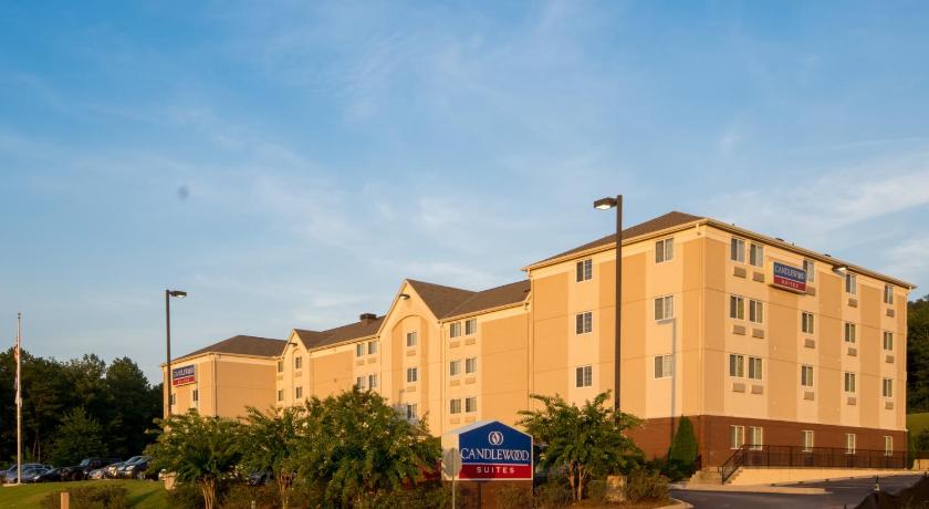 Candlewood Suites Alabaster photo