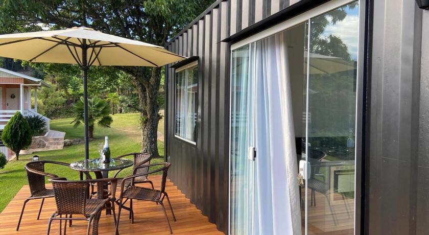 Container no Vale dos Vinhedos em Bento Goncalves — Hotel in Bento Goncalves