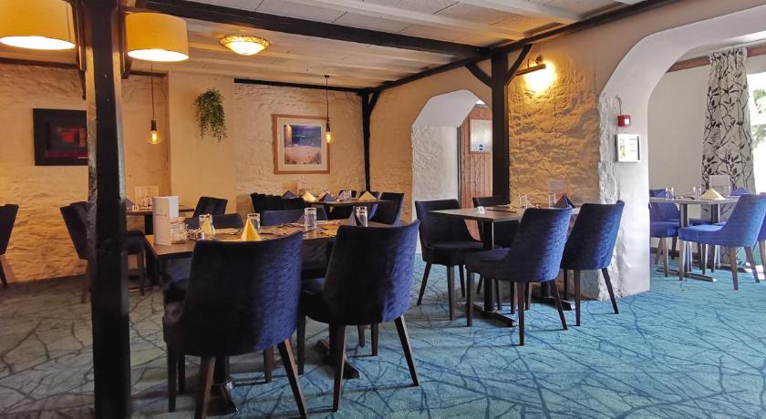 Buckfastleigh Furzeleigh Mill Inn Hotel lobby