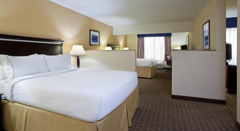 Holiday Inn Express and Suites Allentown West photo
