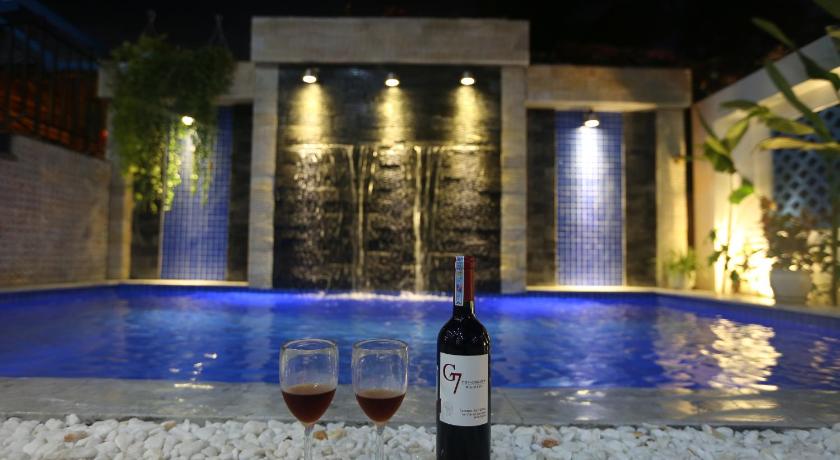 Tan Doan An bang center beach villas - image 12
