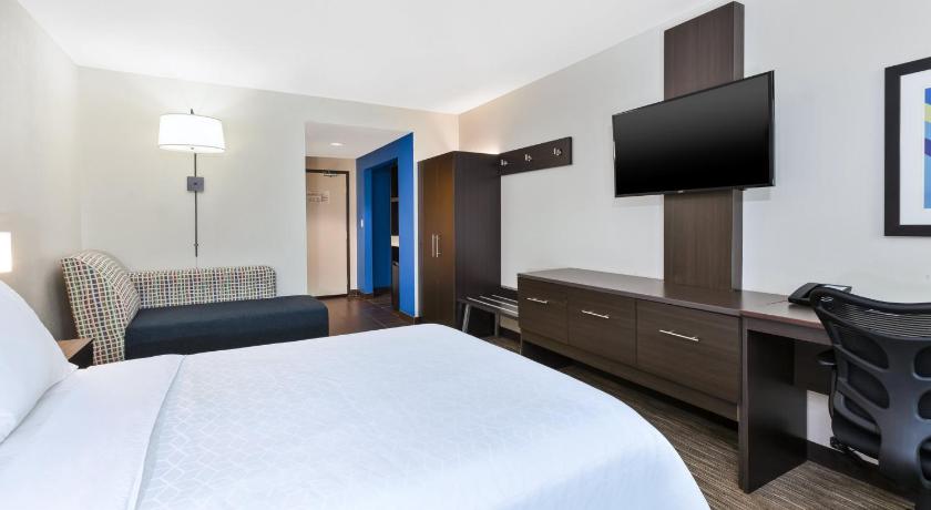 Holiday Inn Express Winnipeg Airport - Polo Park