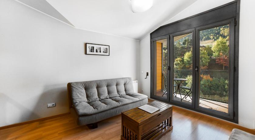 Imatge de Apartament 3 Habitacions amb Vista (Three-Bedroom Apartment with Views) 6
