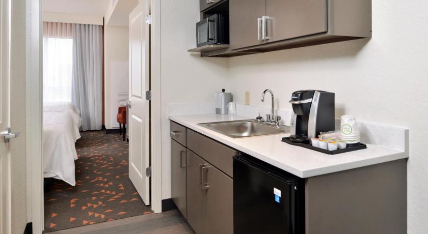 Holiday Inn and Suites - Orlando - International Dr S