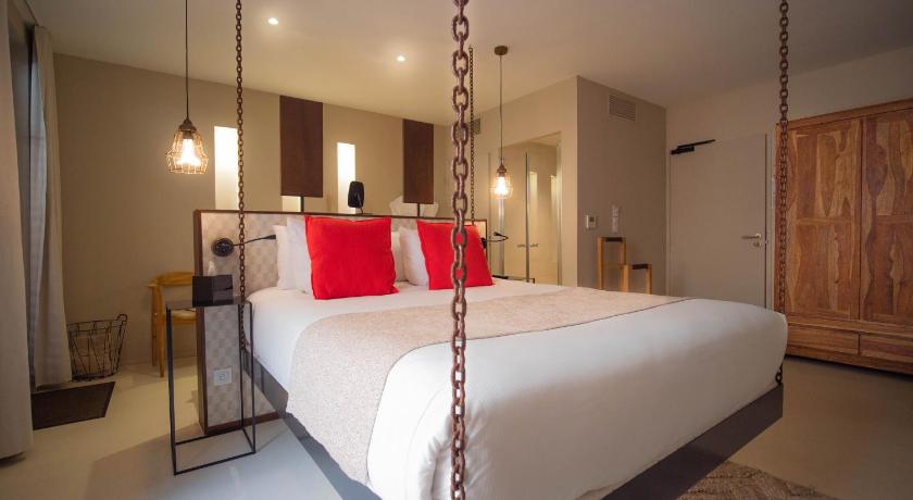 Hotel Pont Levis - Franck Putelat