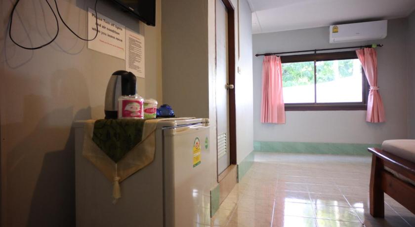 Marina Hut Guest House photo