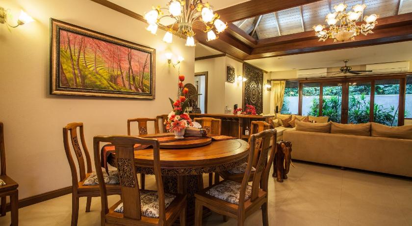 Image of Three-Bedroom Villa 12
