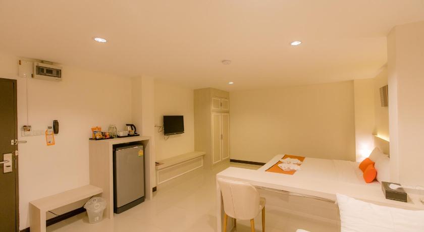 Image of Grand Deluxe Triple Room - Non-Smoking 17
