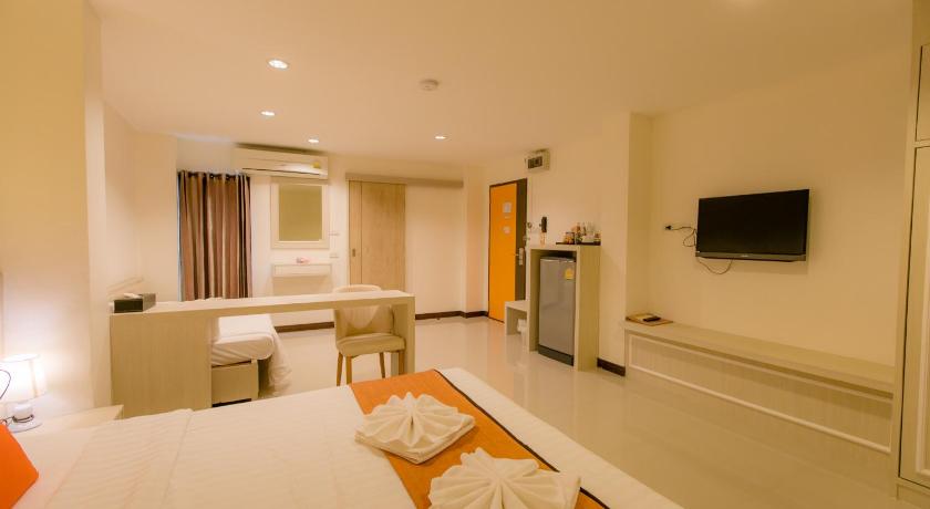 Image of Grand Deluxe Triple Room - Non-Smoking 15