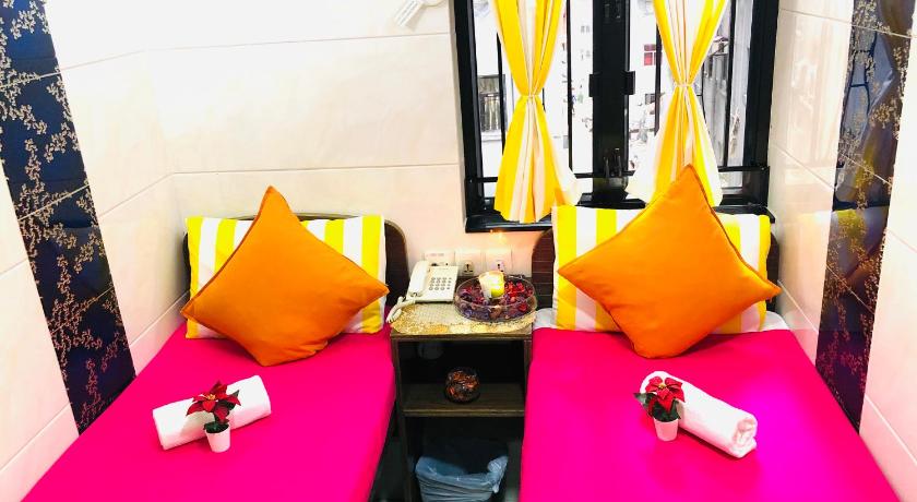 Image of Twin Bed 8
