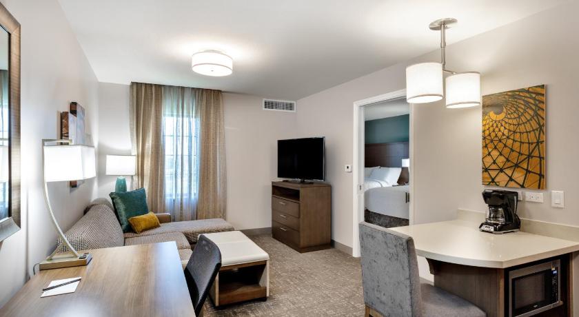 Staybridge Suites Fort Lauderdale Airport - West