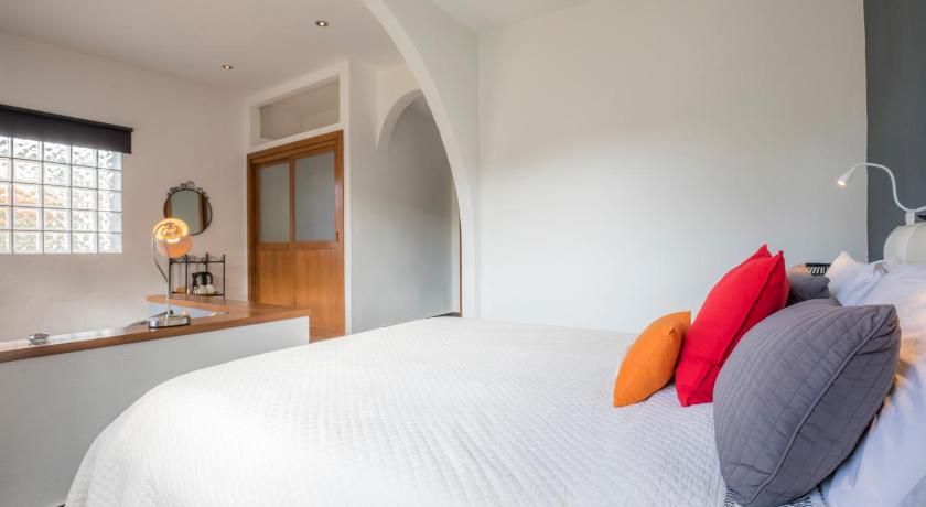 Image of Suite 13