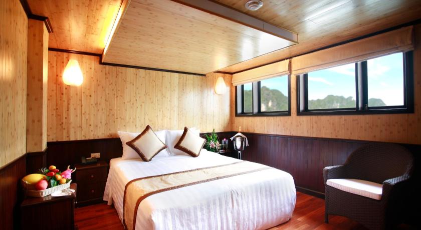 Image of Luxury Suite with Spa Bath S1 - 2 Days 1 Night 4