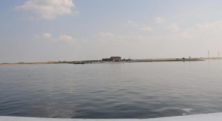 Hotel Oosterschelde photo