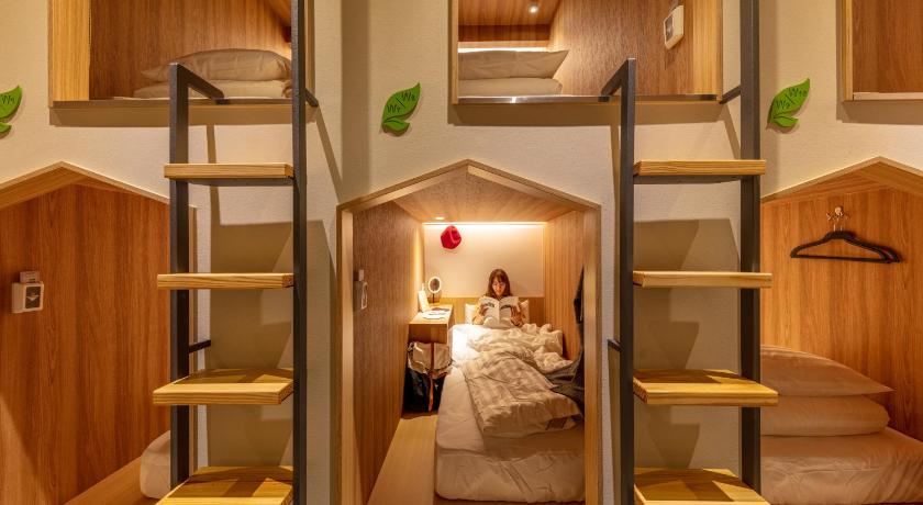 1名料金【女性専用ドミトリー】相部屋 (A Bed in All-Female Dormitory Bedroom)の画像 1