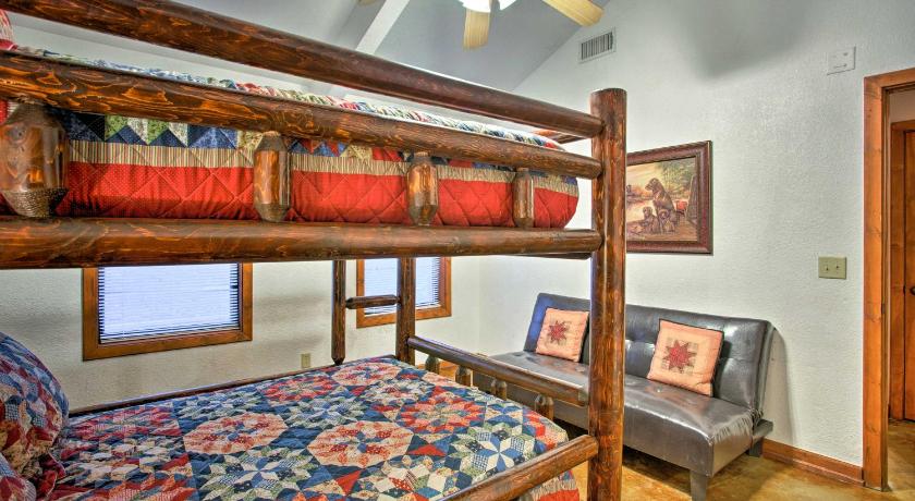 Oklahoma Cabin with Hot Tub by Broken Bow Lake! photo