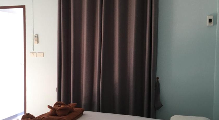 Image of Basic Triple Room 1