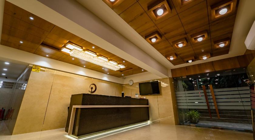 Hotel Pleasant Lake photo