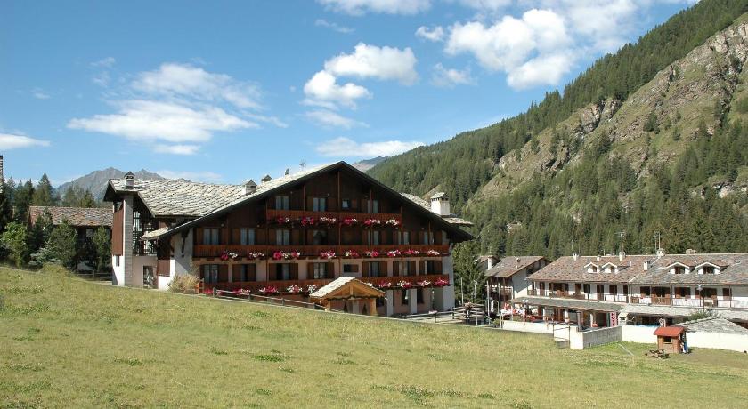 Hotel De Champoluc