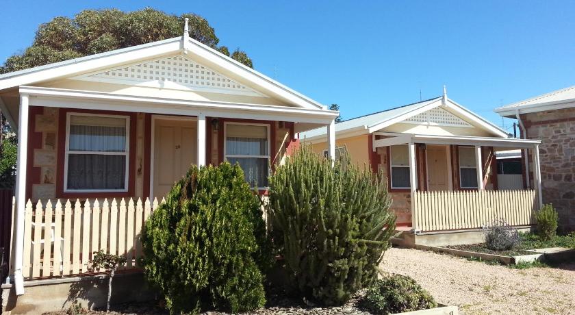 Sonbern Lodge Motel photo