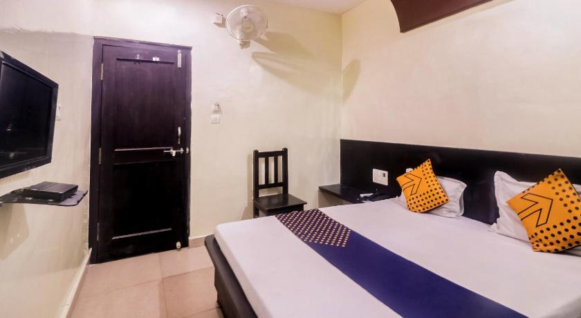 SPOT ON 60962 Hotel Chandra