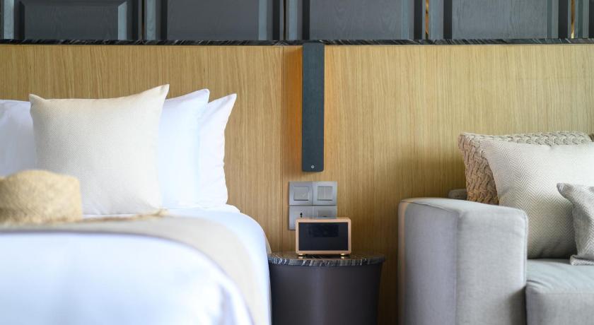 Image of 2 Twin Beds, Deluxe Lagoon View , Non-Smoking 6