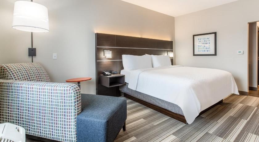 Holiday Inn Express And Suites Ottawa