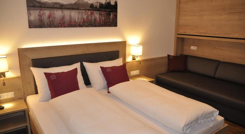 Herzis Appartements photo