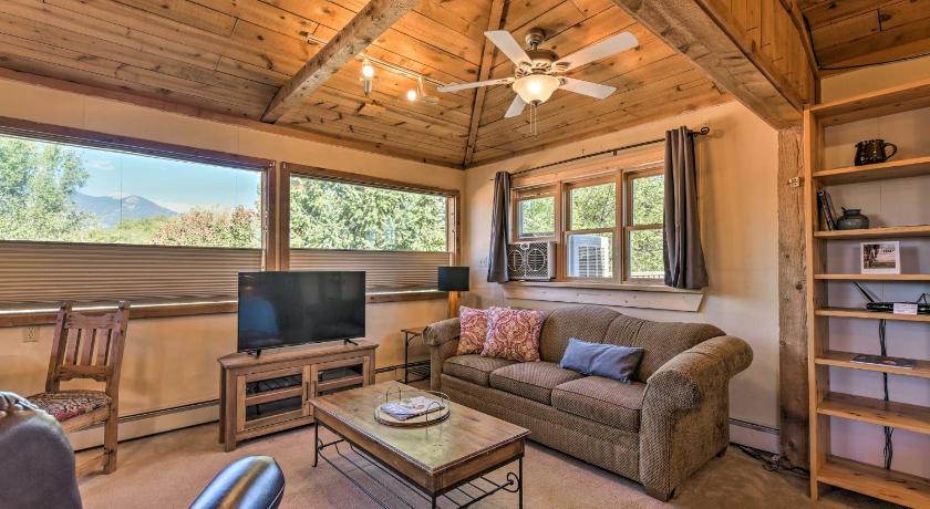 Taos Studio with Shared Hot Tub in Historic District — Hotel in Taos (NM)