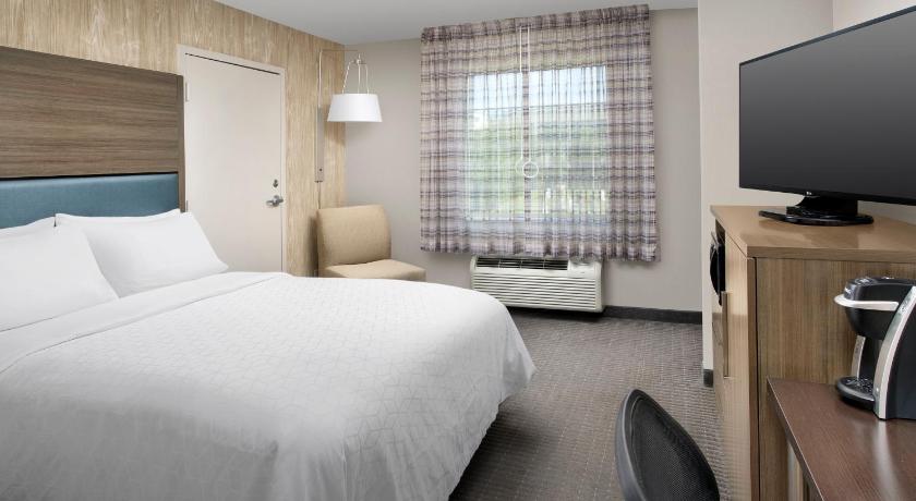 Holiday Inn Express Hotel & Suites Annapolis