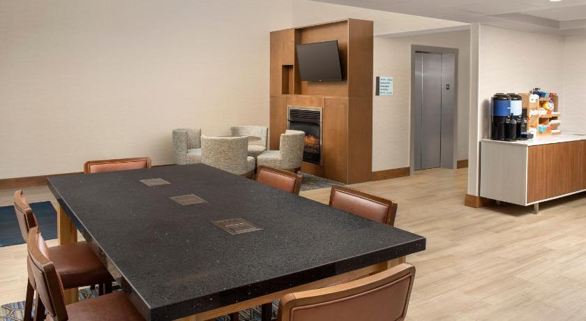 Holiday Inn Express Hotel & Suites Annapolis