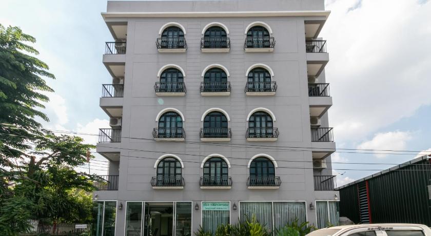 Image of Standard Room 8