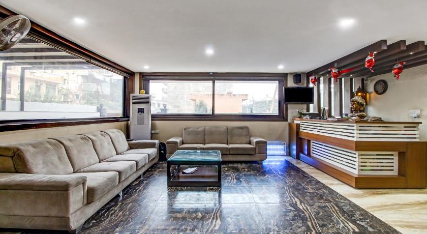 Treebo Trend M2M Residency